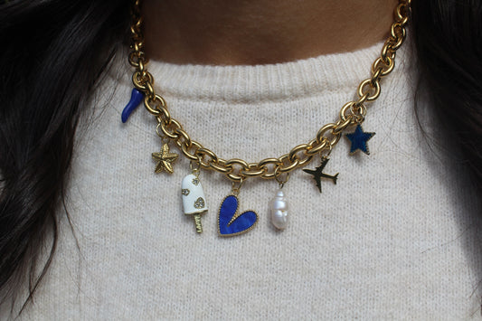 BASE | Colliers à charms