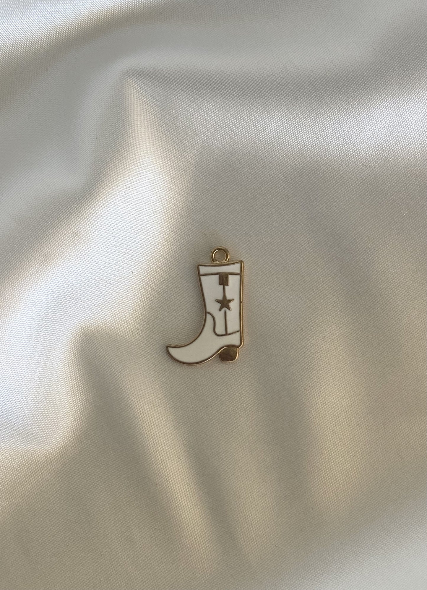 100| Charm en émail