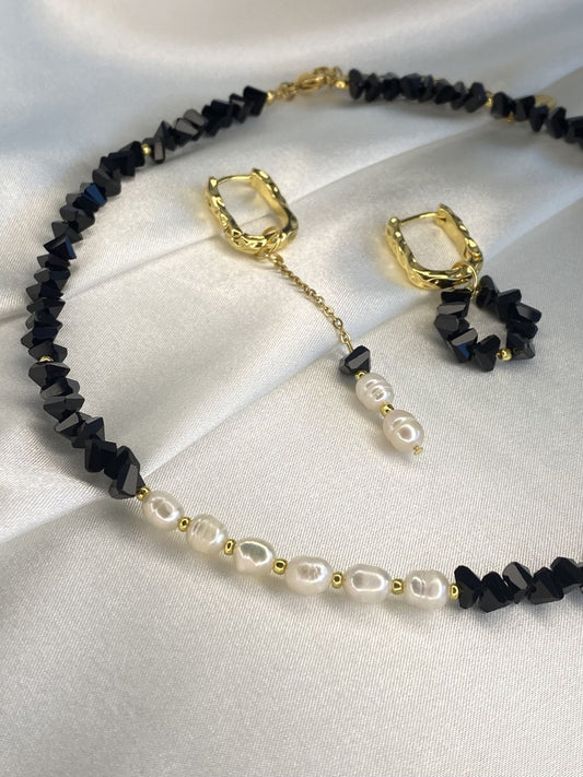 NOOR | Collier en perles et acier inoxydable