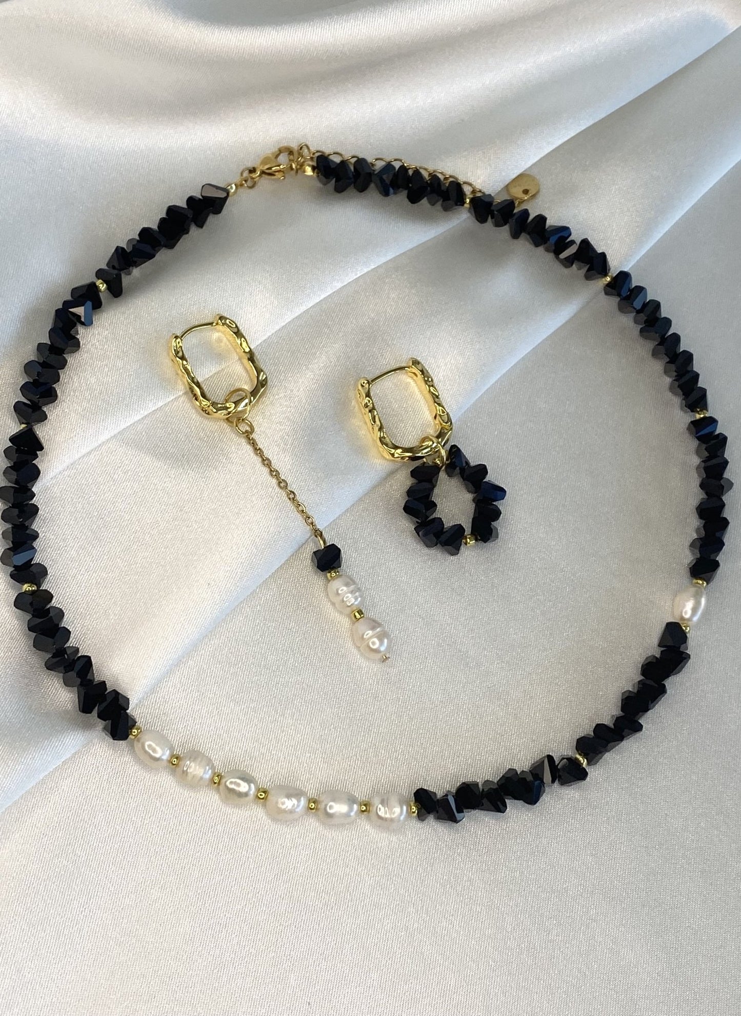 NOOR | Ensemble collier et boucles d'oreilles