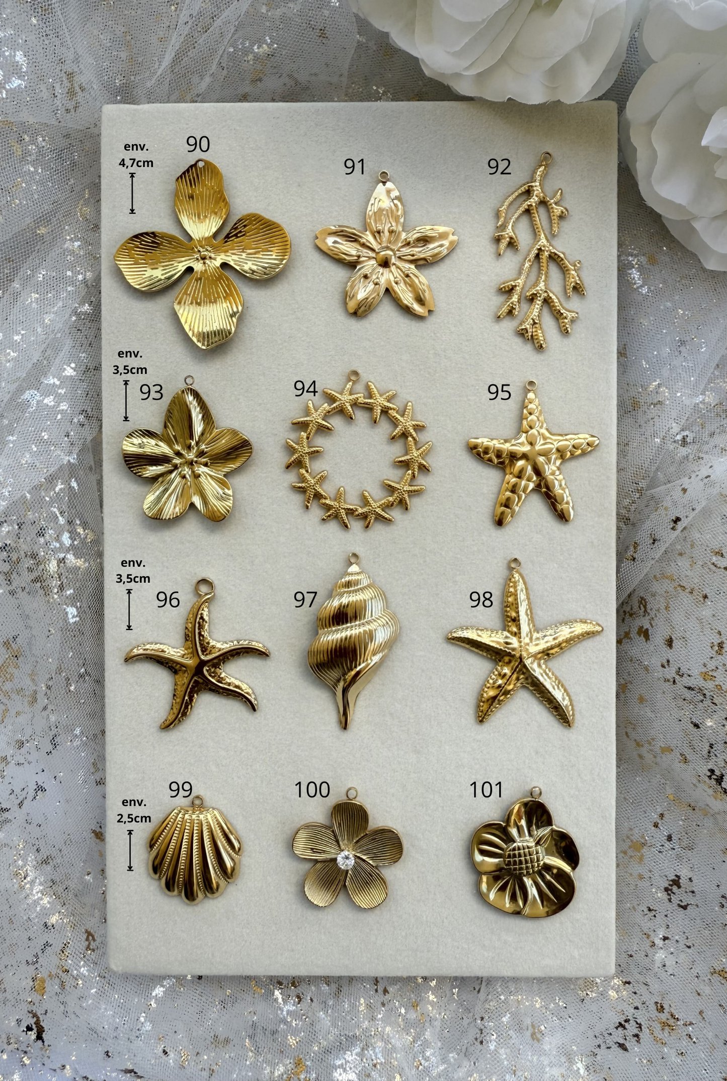 BASE | Colliers à charms