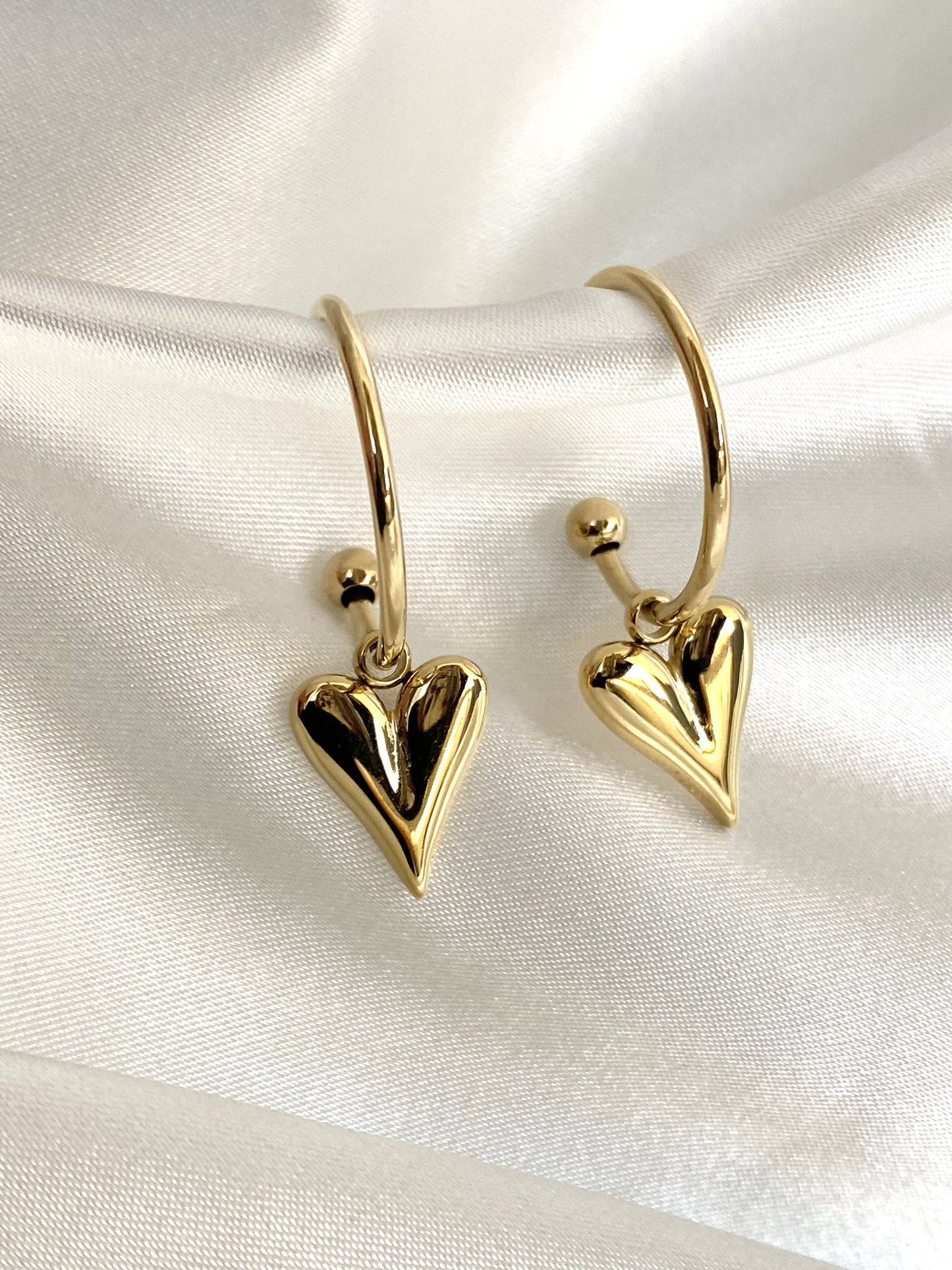 LYA｜Boucles d'oreilles pendantes