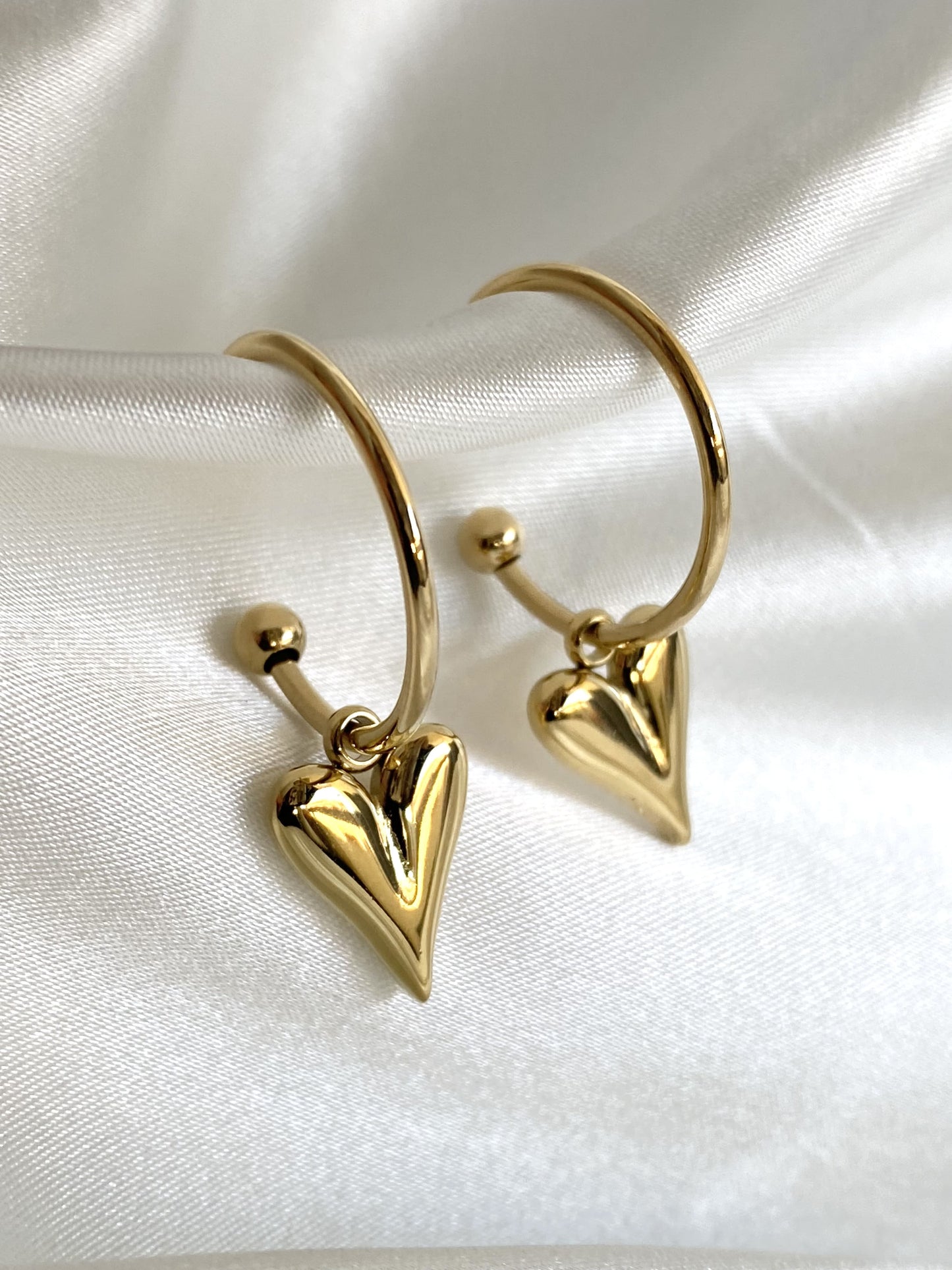 LYA｜Boucles d'oreilles pendantes