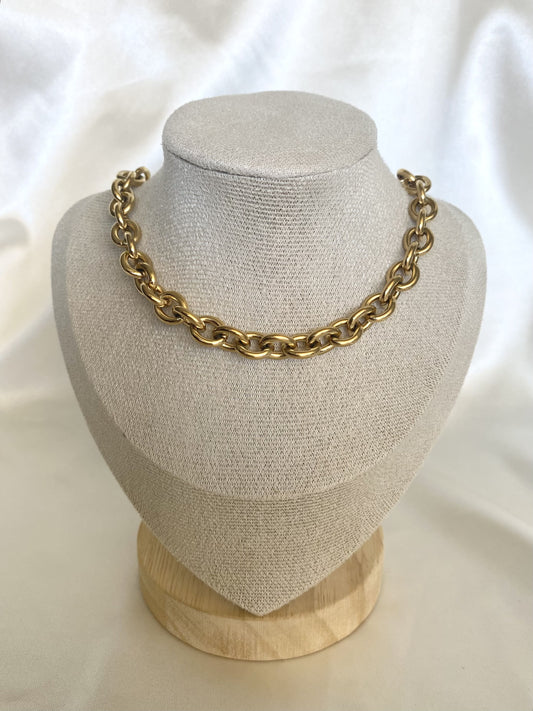 BASE | Colliers à charms