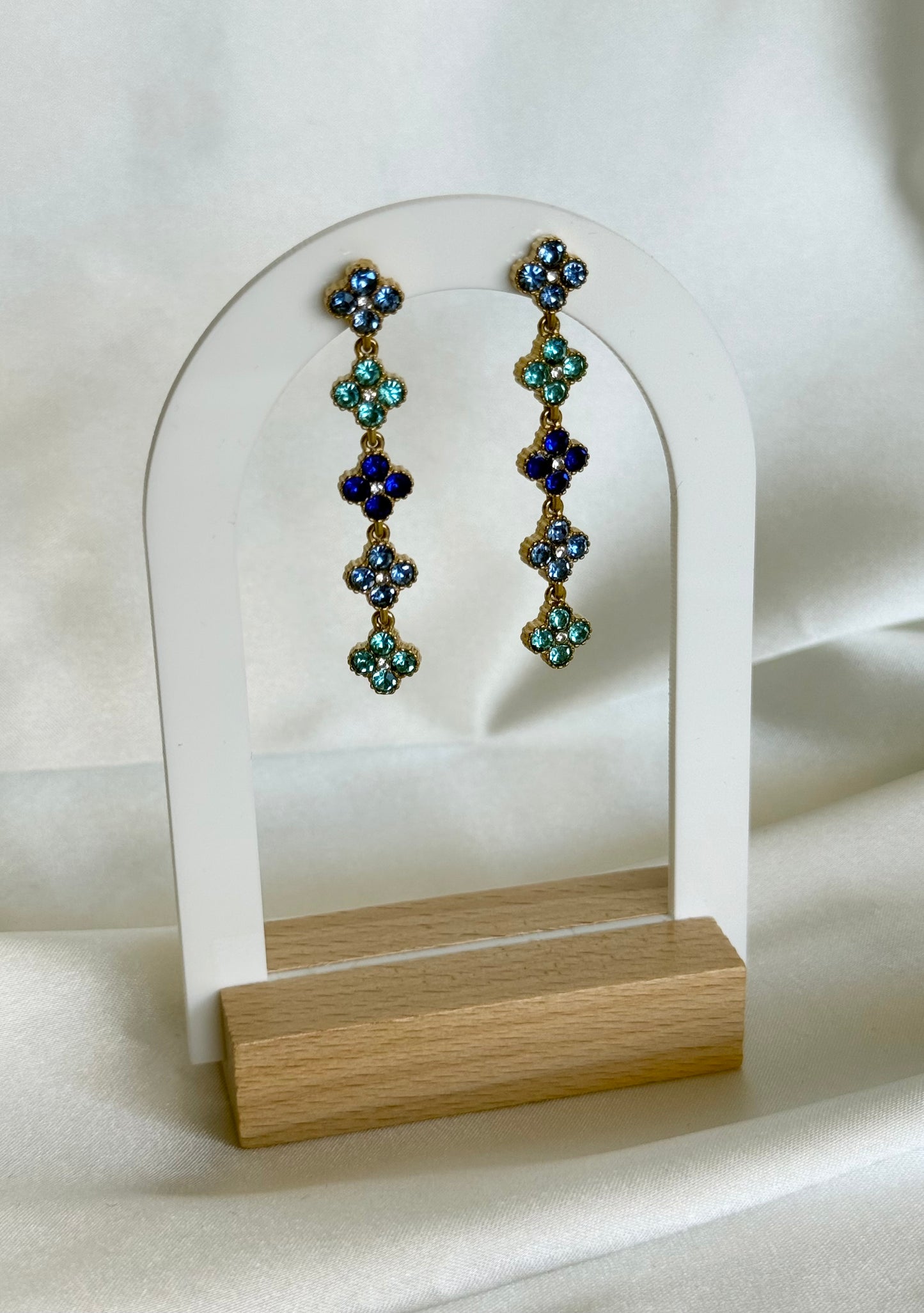 BLOOM｜Boucles d'oreilles en acier inoxydable et zircons